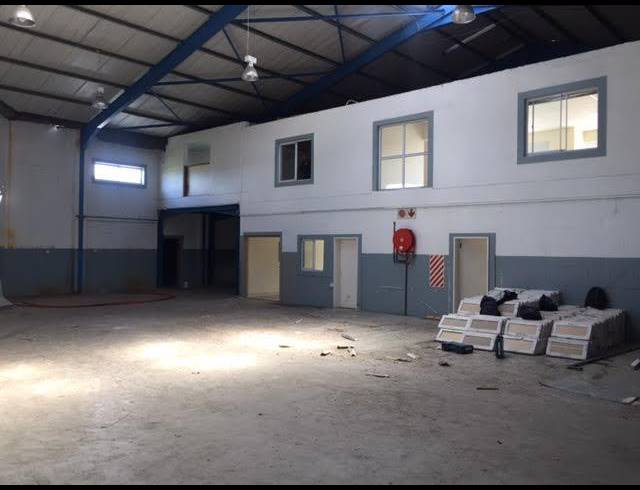 1,400M² FACTORY TO LET IN EPPING INDUSTRIAL
